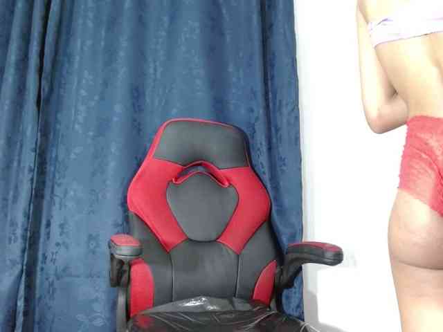 sweetangel2582 webcam