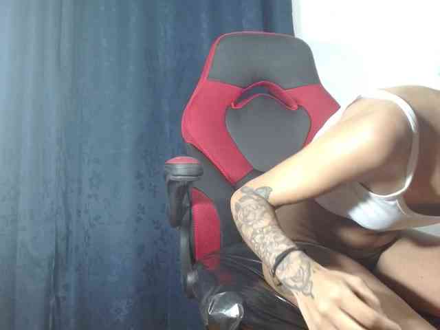 sweetangel2582 webcam