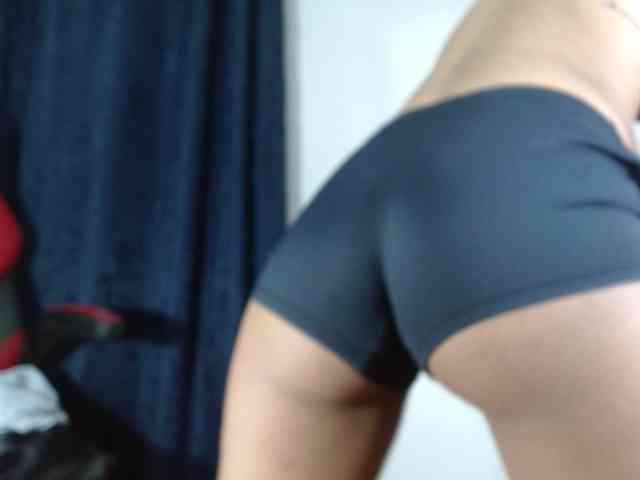 sweetangel2582 webcam