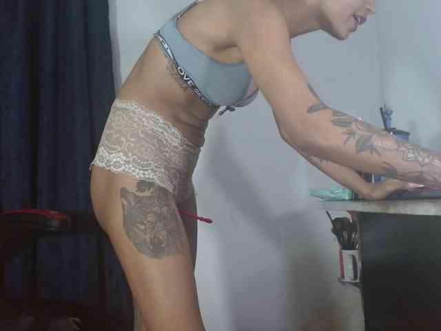 sweetangel2582 webcam