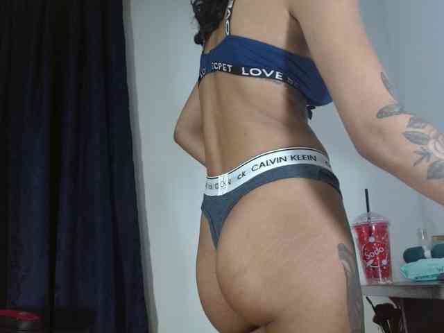 sweetangel2582 webcam