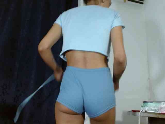 sweetangel2582 webcam