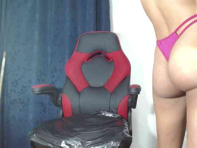 sweetangel2582 webcam