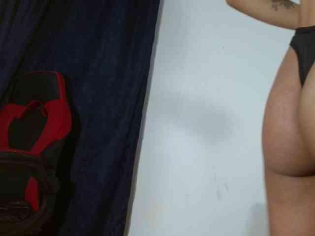 sweetangel2582 webcam