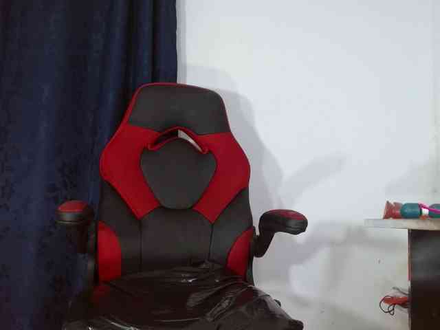 sweetangel2582 webcam