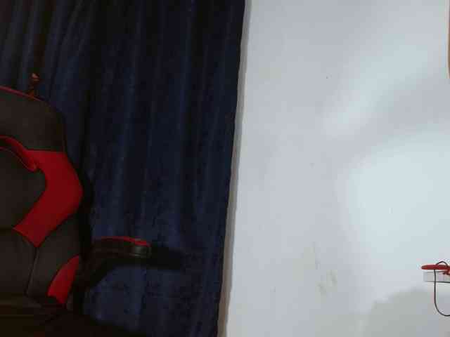 sweetangel2582 webcam