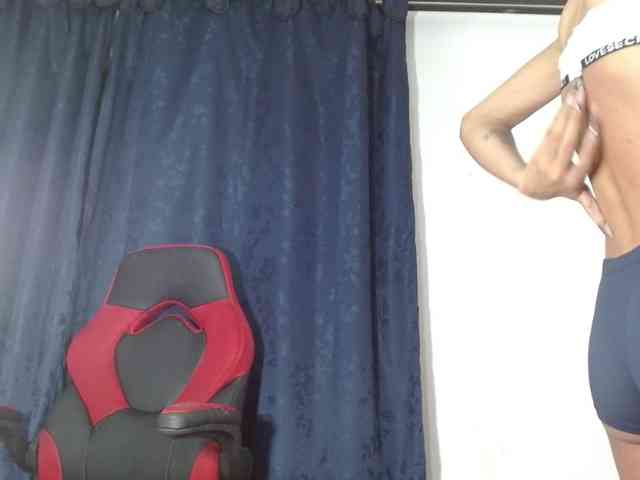 sweetangel2582 webcam