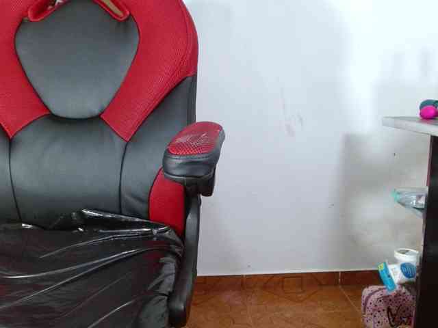 sweetangel2582 webcam