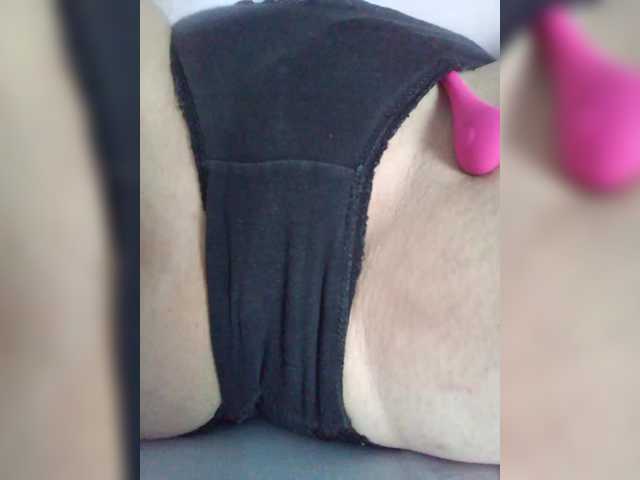 Karina123's BongaCams show and profile