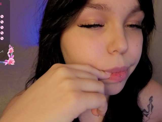  MaryMayven chat room