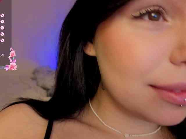 MaryMayven webcam