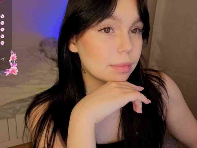 MaryMayven webcam