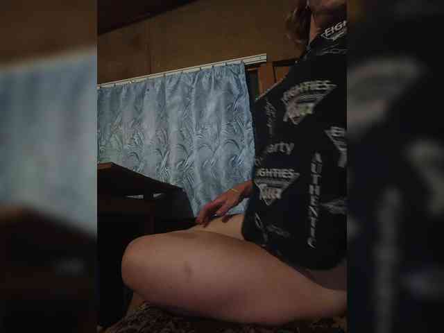 SeXy-MiLF-Xo4y webcam