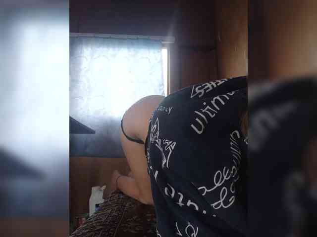 SeXy-MiLF-Xo4y webcam