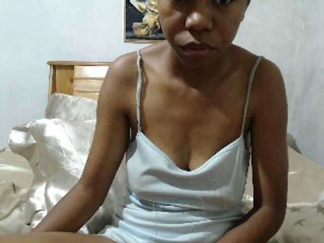 Hamour webcam bongacams model stream image