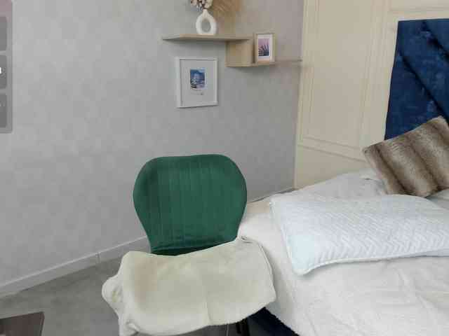 charlotte-mayers webcam