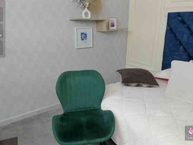 charlotte-mayers webcam