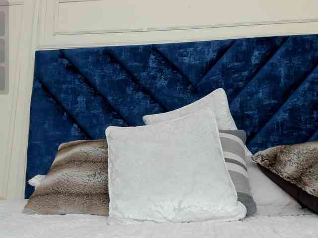 charlotte-mayers webcam