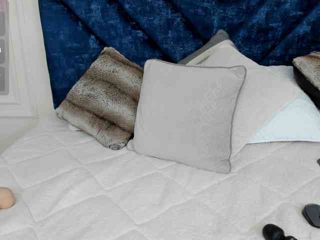 charlotte-mayers webcam