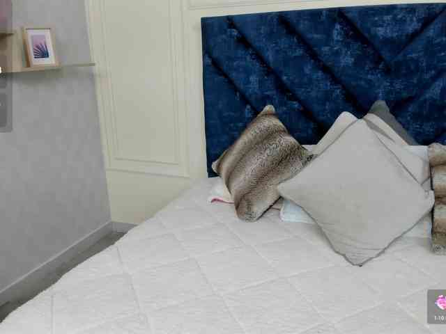 charlotte-mayers webcam