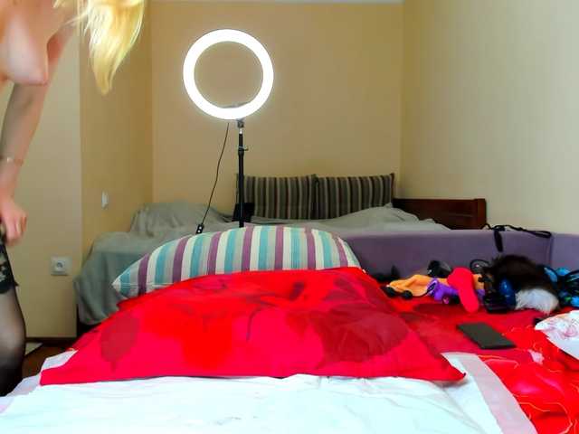 sexykika555's BongaCams show and profile