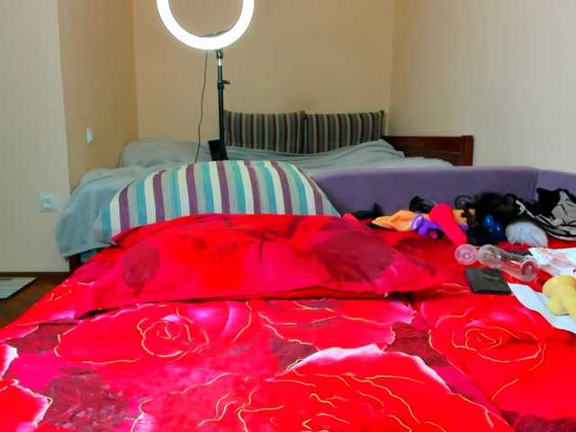 sexykika555's BongaCams show and profile