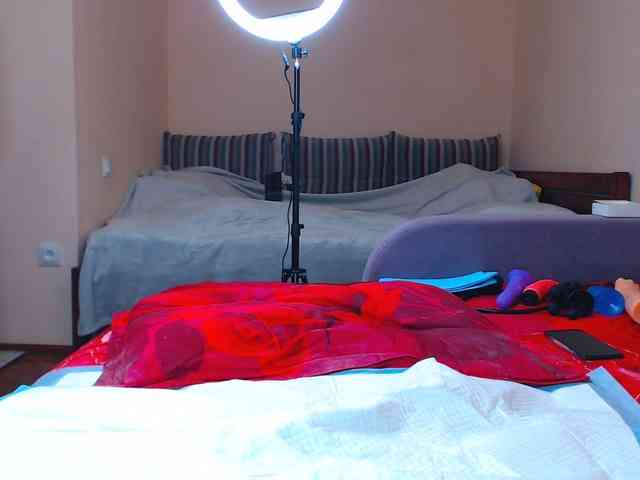 ANALQUEEN555 webcam