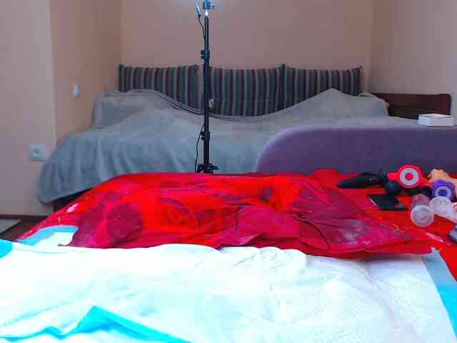 ANALQUEEN555 webcam