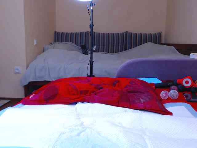 ANALQUEEN555 webcam