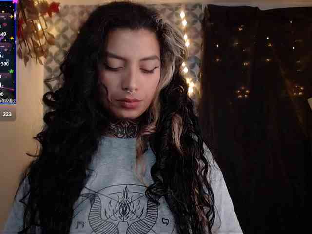 EMma-Duarte Live Webcam on BongaCams