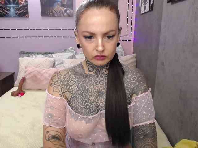 LolaRouse Live Webcam on BongaCams