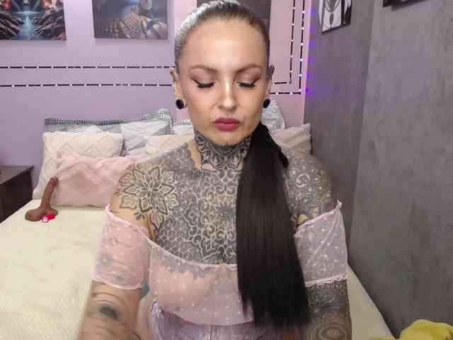 LolaRouse Live Webcam on BongaCams