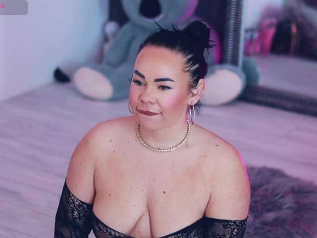 iamLila's BongaCams show and profile