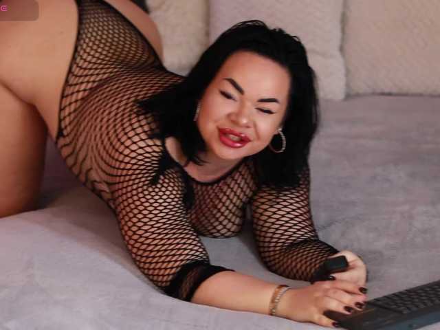 iamLila's BongaCams show and profile