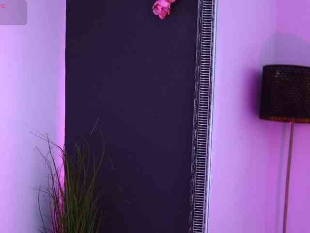 iamLila webcam