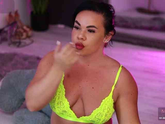 iamLila webcam