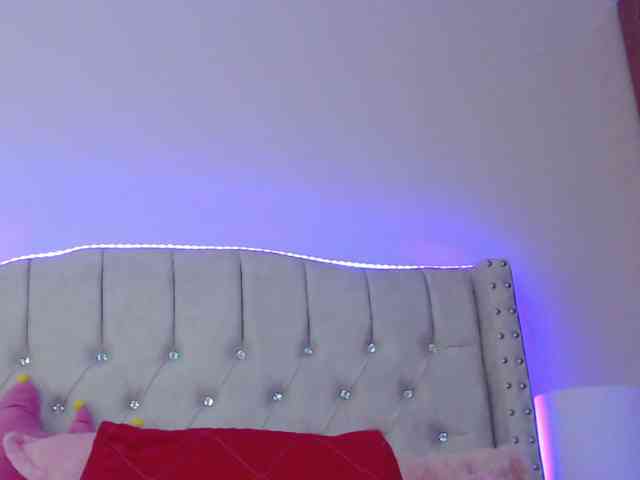 EmilyMerbu webcam