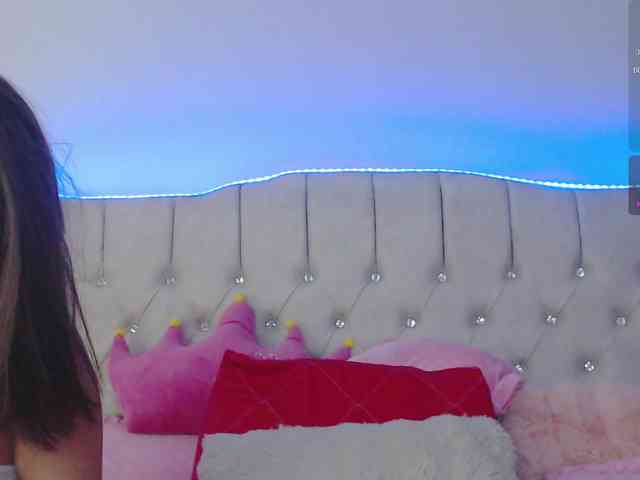 EmilyMerbu webcam