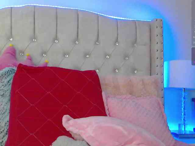 EmilyMerbu webcam
