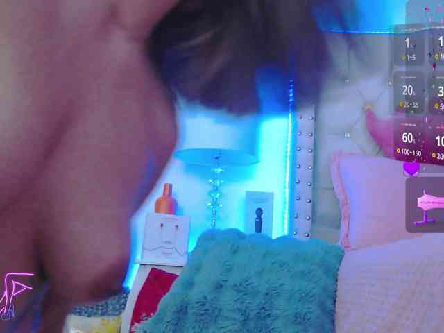 EmilyMerbu webcam