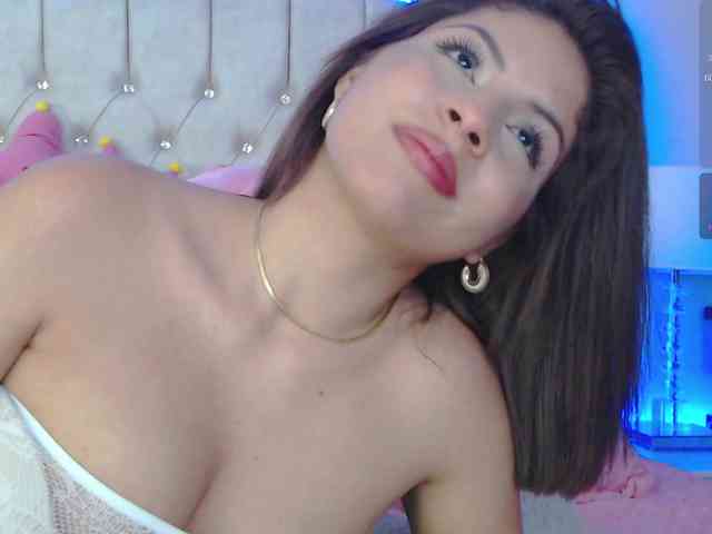 EmilyMerbu webcam