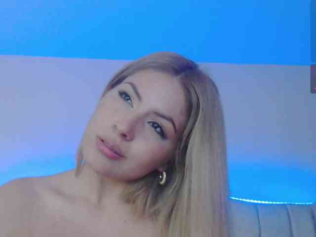 EmilyMerbu webcam