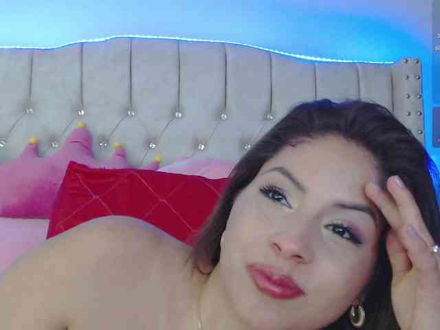 EmilyMerbu webcam