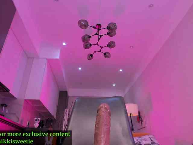 Nikkisweetiex webcam