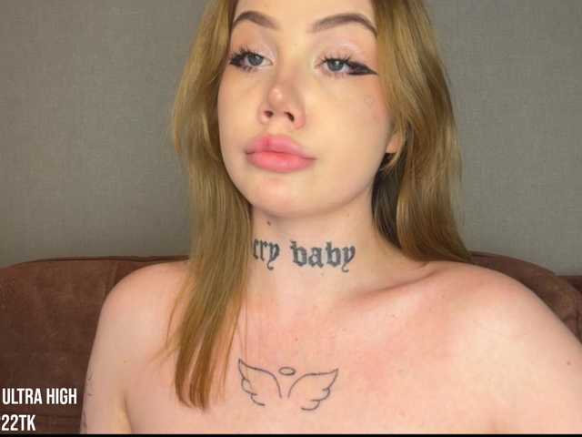 Hanna-CryBaby's BongaCams show and profile