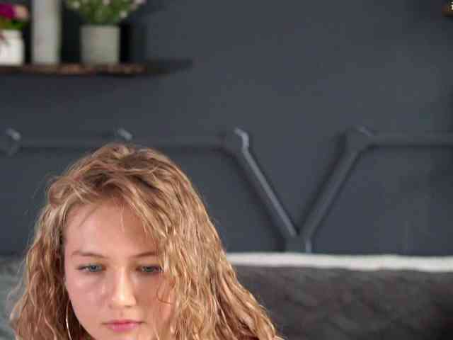 ShinySasha Live Webcam on BongaCams ShinySasha Live Webcam on BongaCams