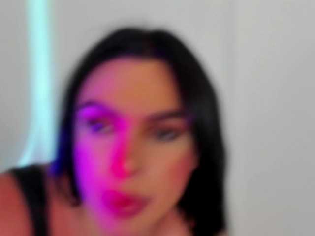 Carolalen's BongaCams show and profile