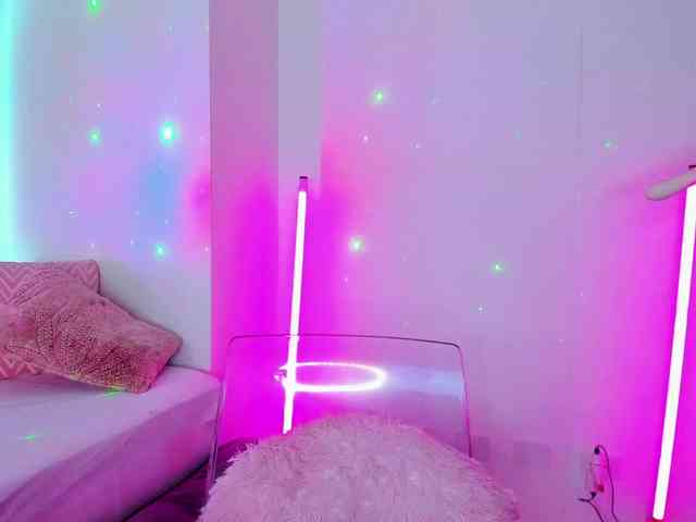 Carolalen Live Webcam on BongaCams