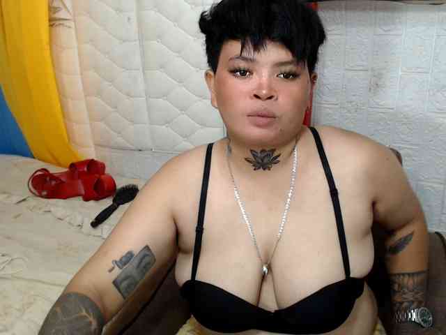 hottyxxx webcam