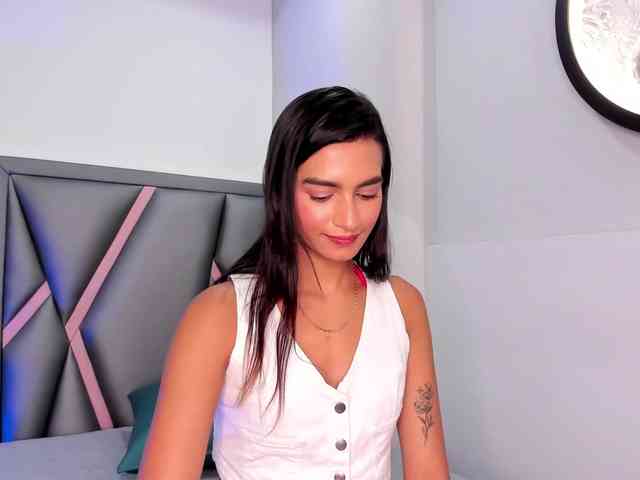 Felicity111 webcam